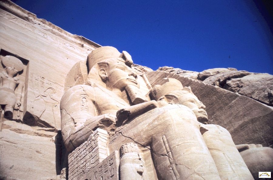 155-abou simbel.jpg