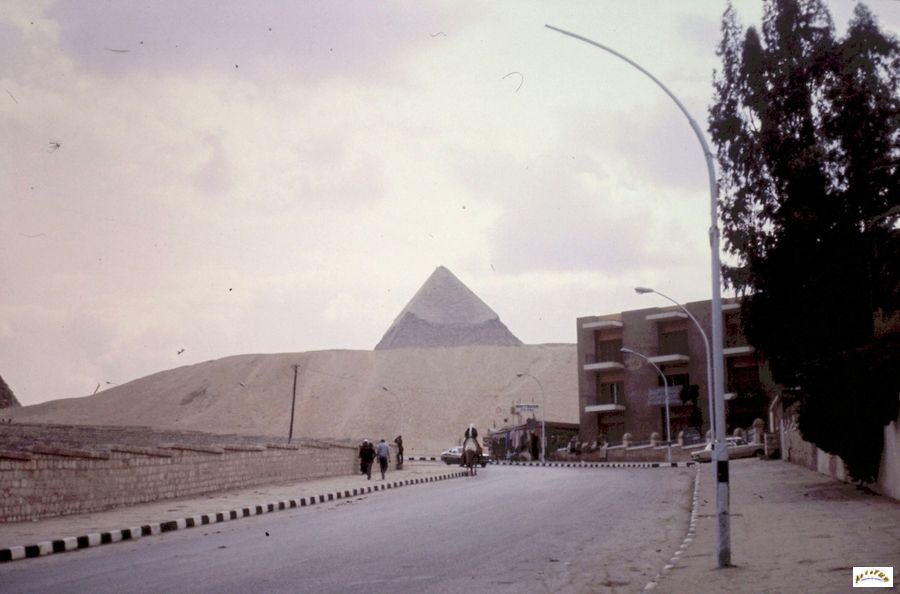 66-pyramides.jpg