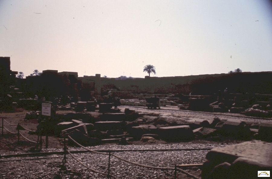 90-karnak.jpg