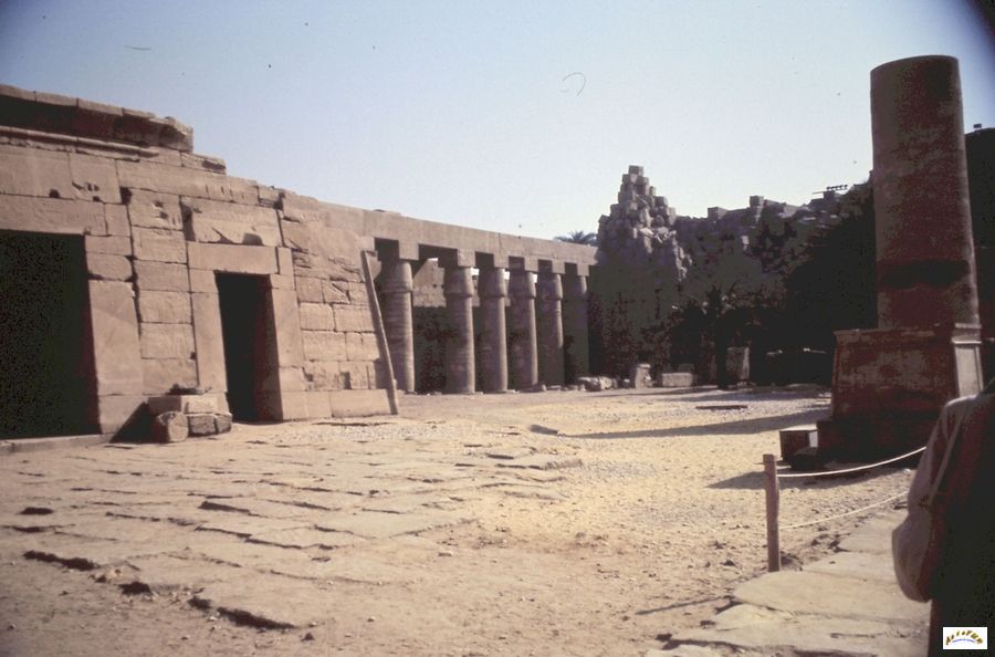 94-karnak.jpg